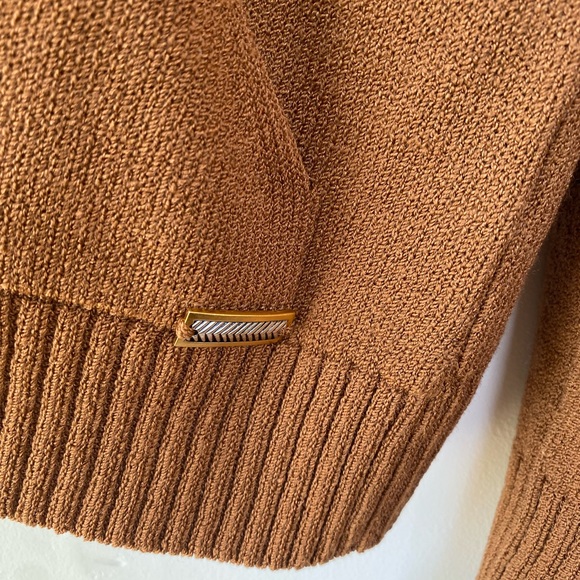 St. John Sport Knit Camel Full Zipped Sweater Small - Picture 3 of 10